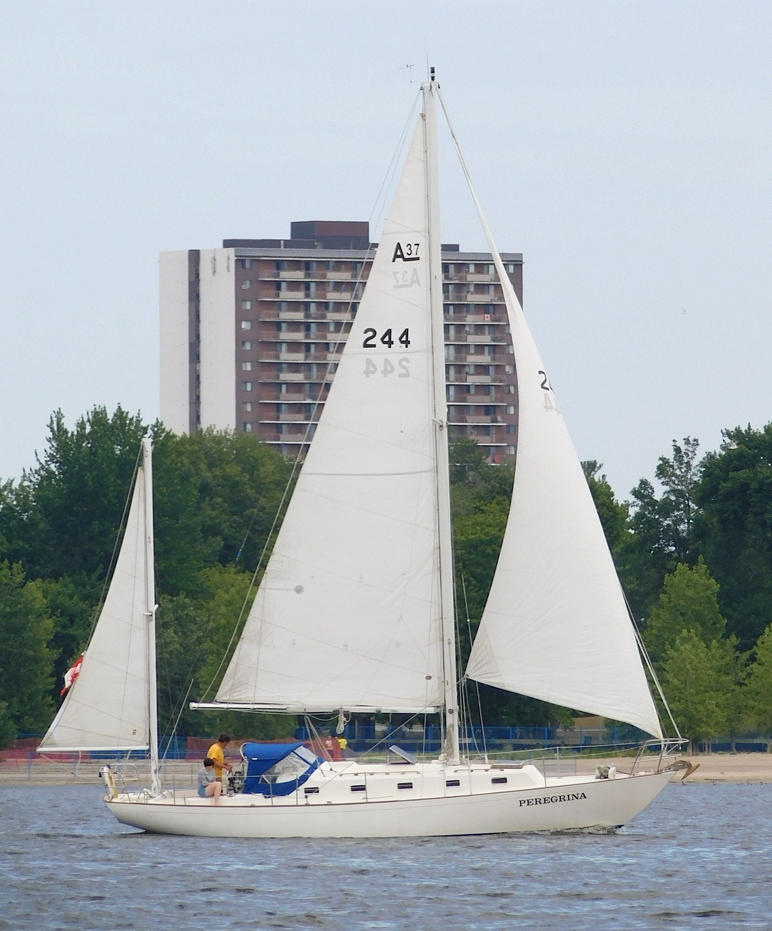 Alberg 37 yawl sailing with small mizzen aft of the rudder post